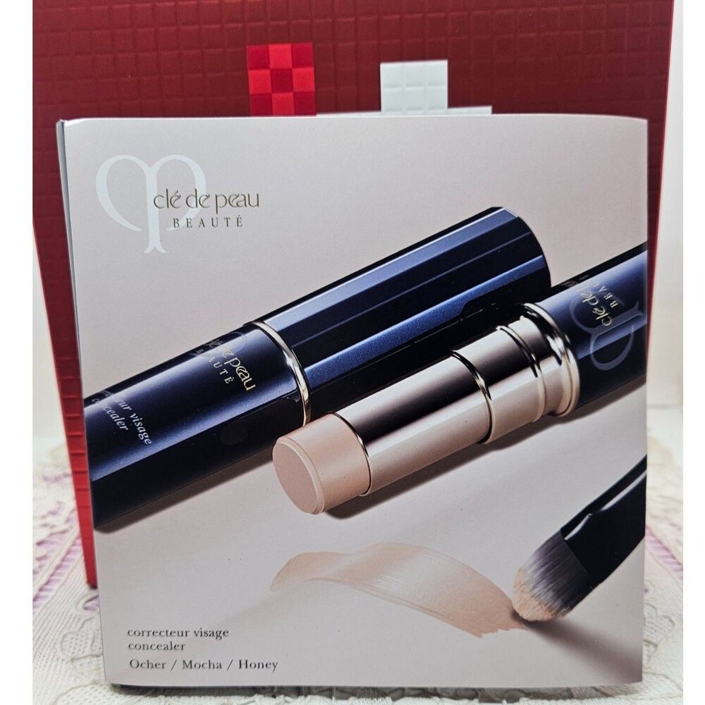 ClΓ© de Peau BeautΓ© Concealer Sample Card Ocher Mocha Honey